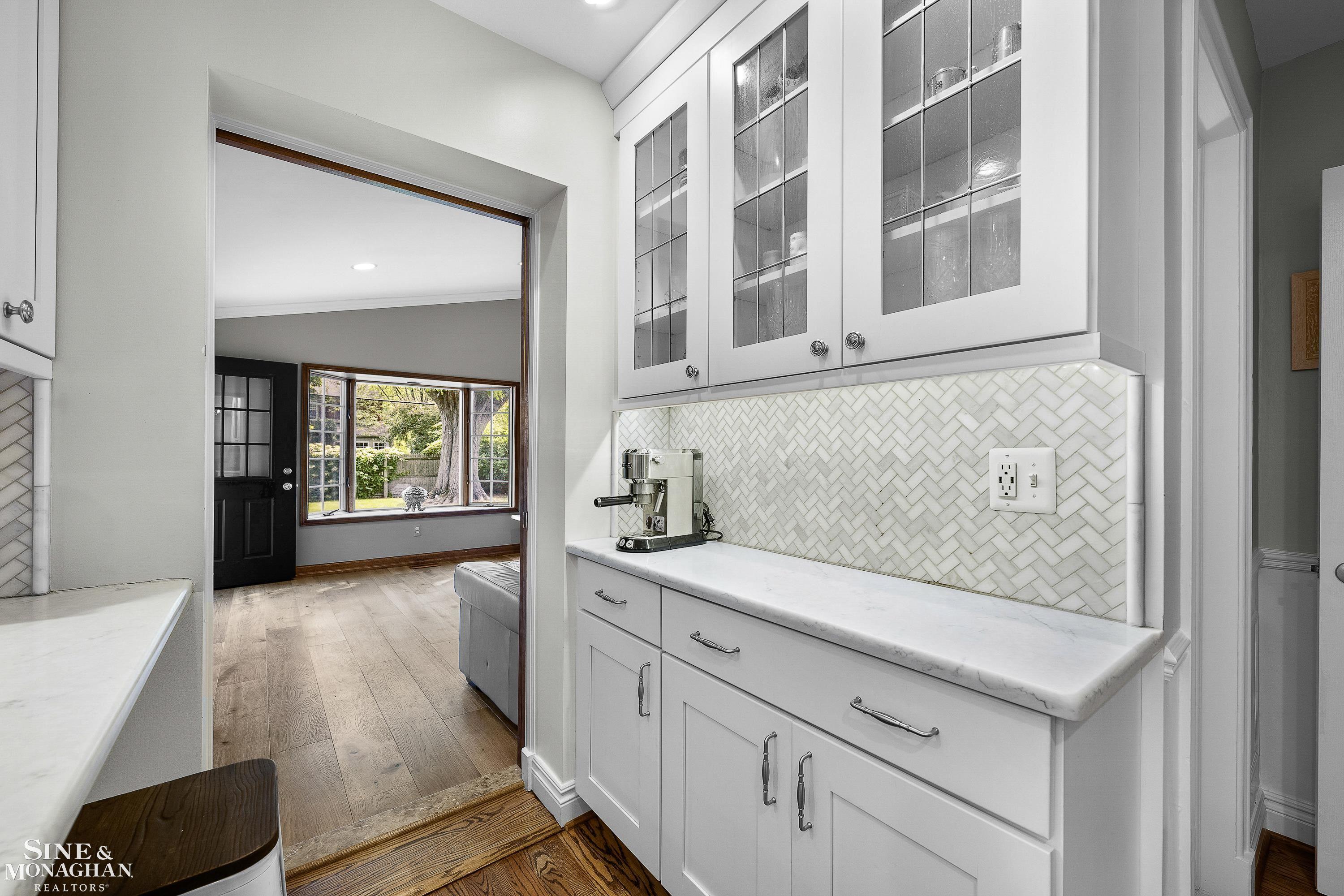 644 Pemberton Road Grosse Pointe Park, MI 48230 - Photo 12 of 43