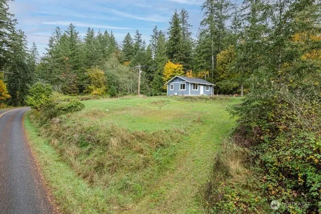 $375,000 | 161 Oak Street, Quilcene, WA 98376