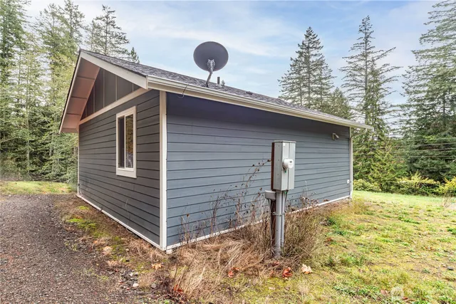 $375,000 | 161 Oak Street, Quilcene, WA 98376