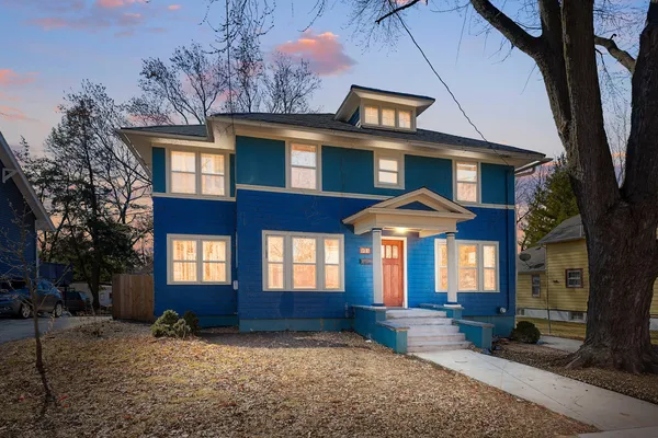 $349,000 | 371 North Street, Elgin, IL 60120