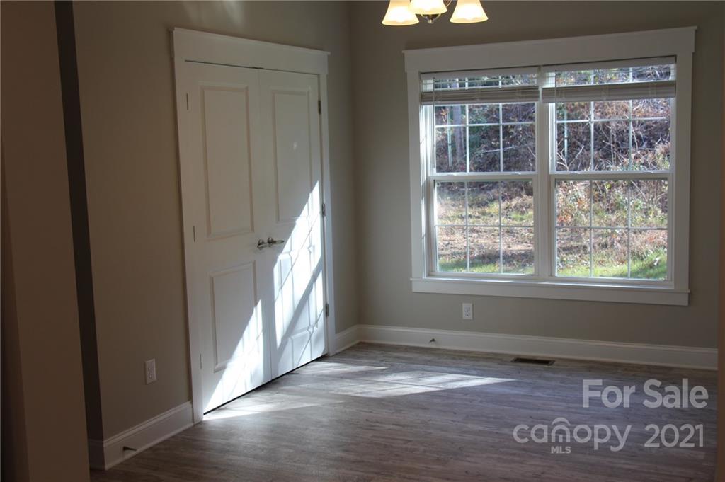 22 Pineview Road Fairview, NC 28730 - Photo 8 of 22 Gallery Image 8