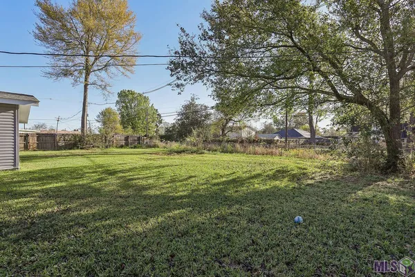 $214,000 | 323 Little John Drive, Baton Rouge, LA 70815