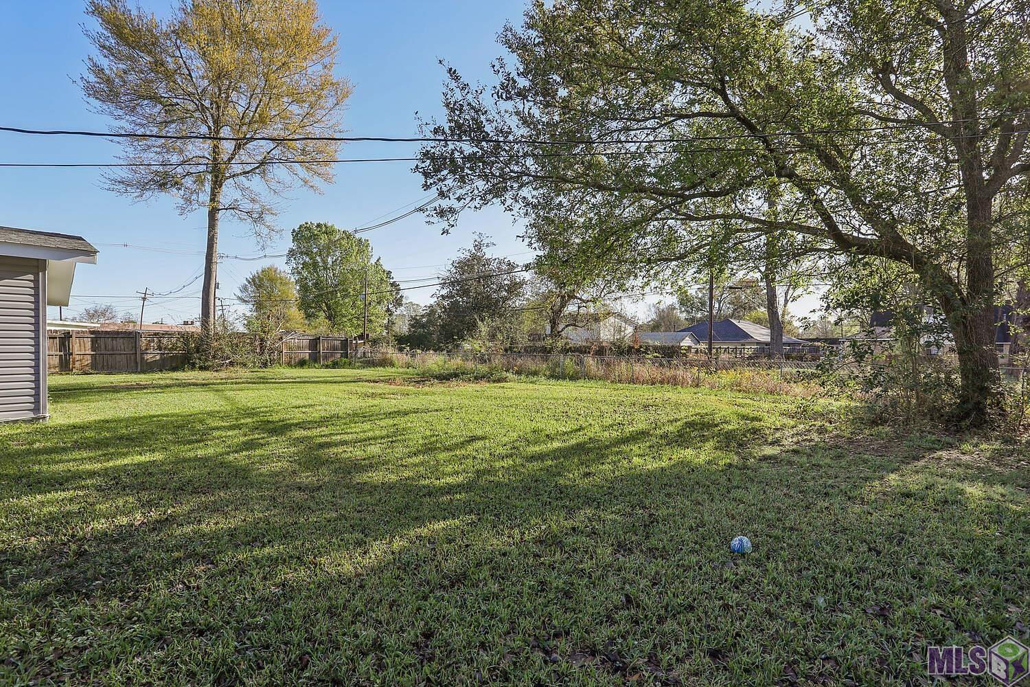 323 Little John Drive Baton Rouge, LA 70815 - Photo 13 of 15