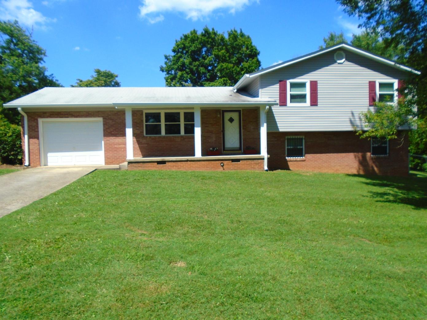 4321 Royalview Road Knoxville, TN 37921 - Photo 1 of 20 4321 Royalview 026