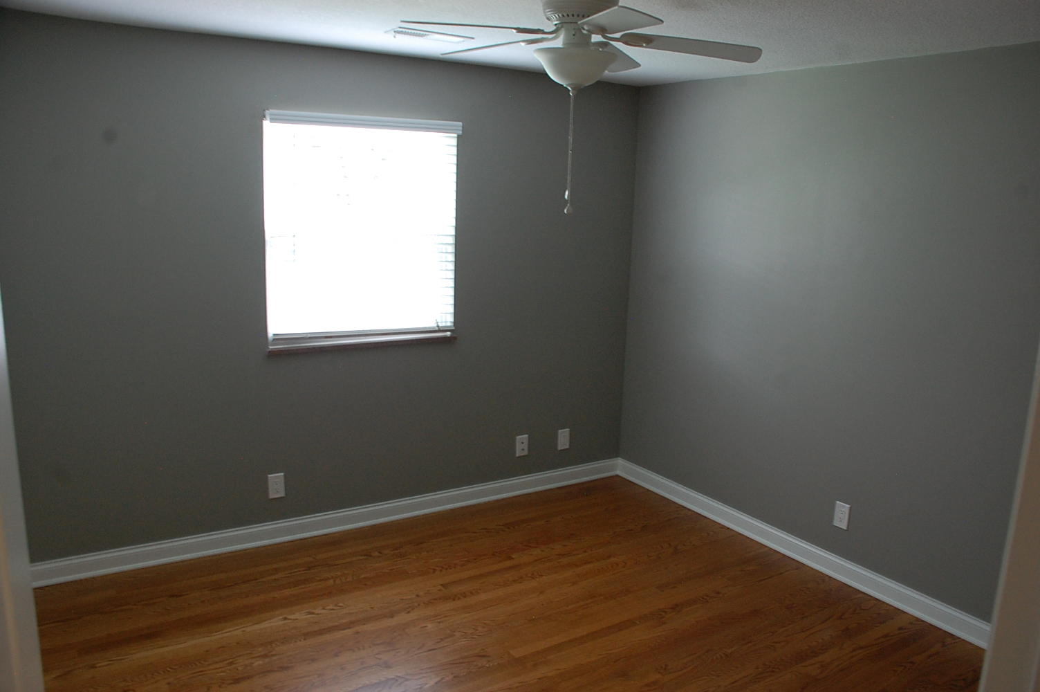 4321 Royalview Road Knoxville, TN 37921 - Photo 12 of 20 DSC_0657