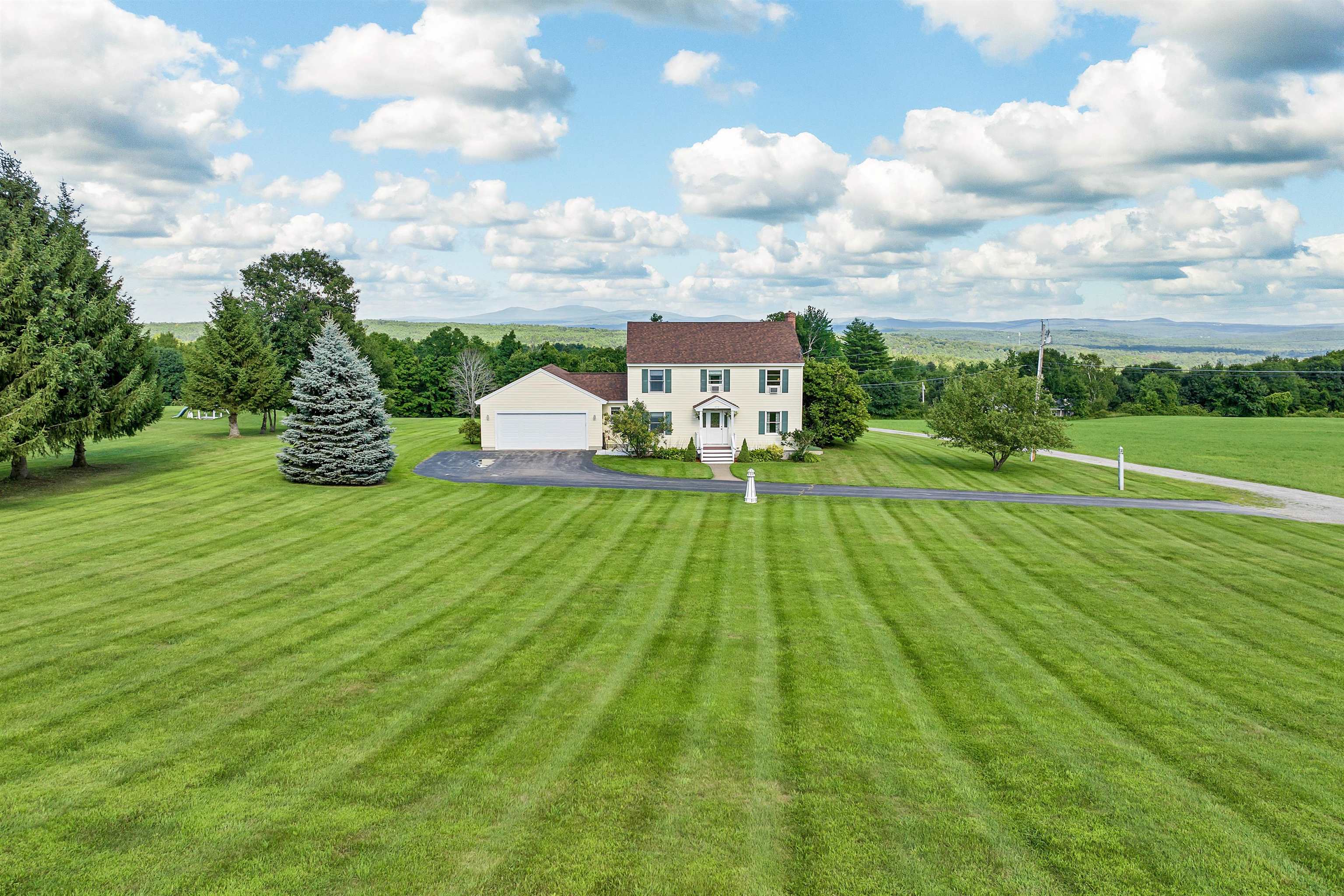 379 Calef Hill Road Tilton, NH 03276 - Photo 32 of 40