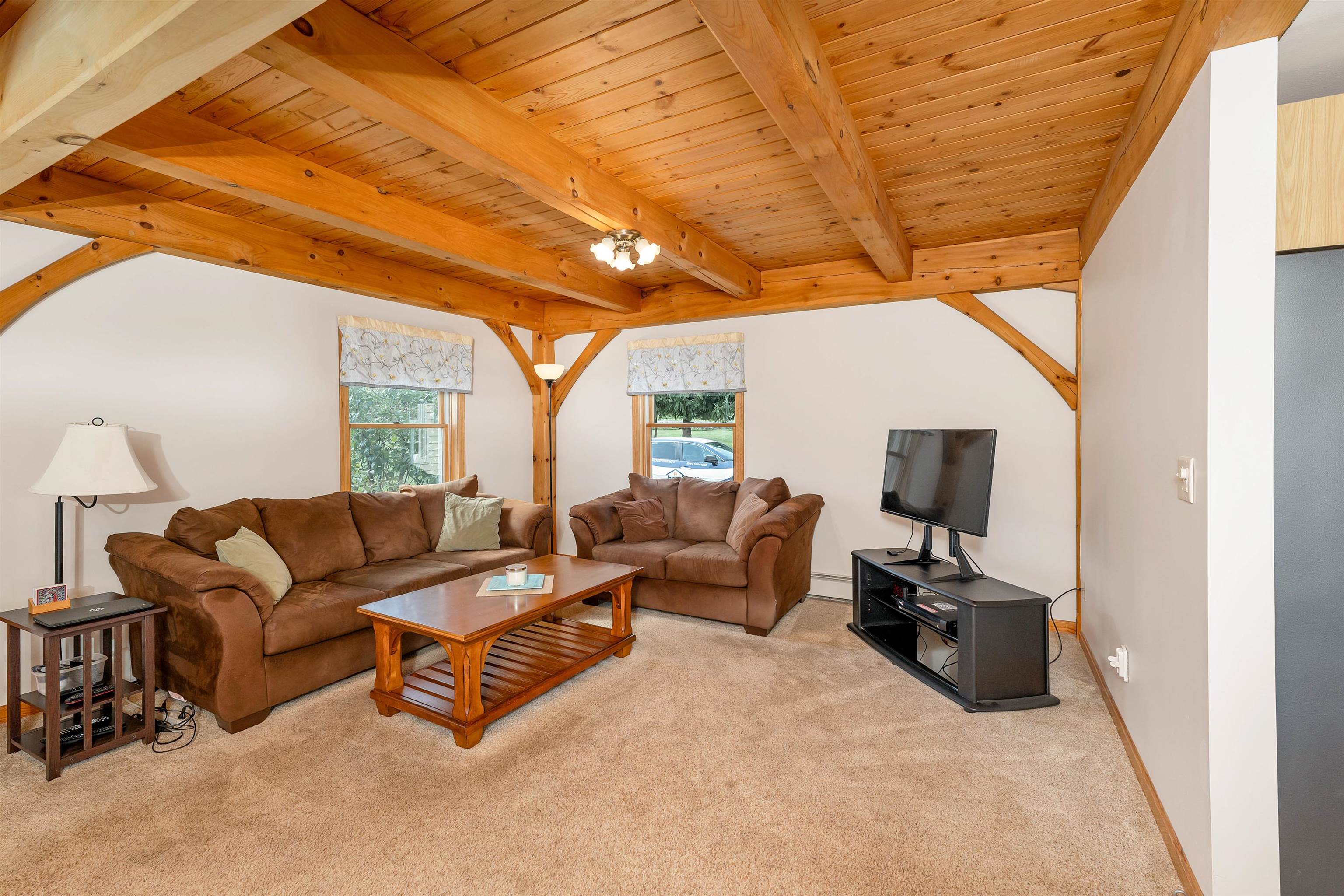 379 Calef Hill Road Tilton, NH 03276 - Photo 5 of 40
