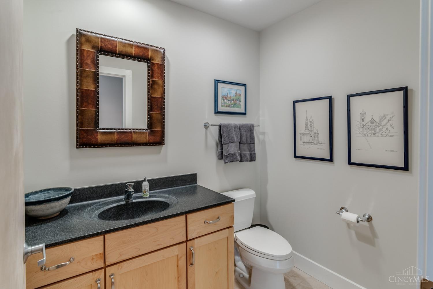 2260 Riverside Drive, Unit 401 Cincinnati, OH 45202 - Photo 16 of 29