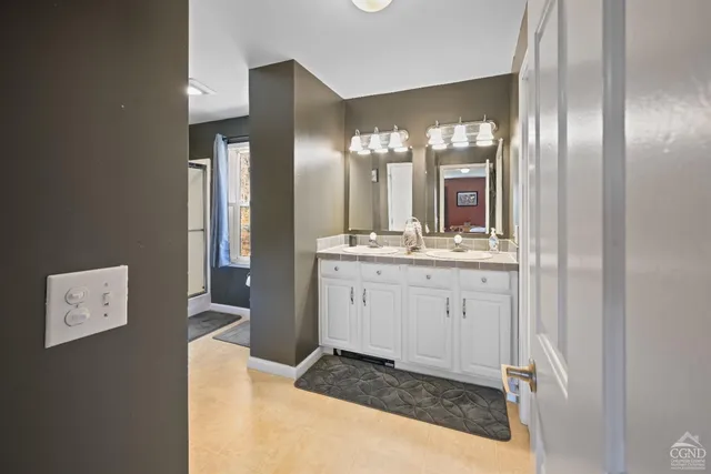 $385,000 | 158 Easy, Stamford, NY 12167