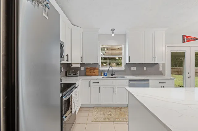 $380,000 | 8816 Kiwi Place, Navarre, FL 32566