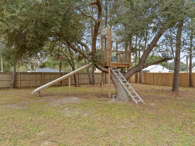 $380,000 | 8816 Kiwi Place, Navarre, FL 32566