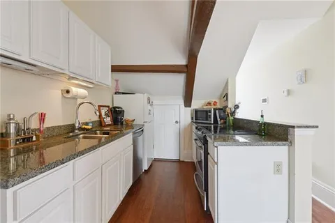 $235,000 | 539 Toulouse Street, Unit F, New Orleans, LA 70130