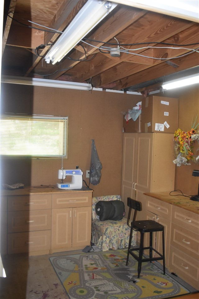 9621 Rock Creek Road Raleigh, NC 27613 - Photo 10 of 15 Sewing room