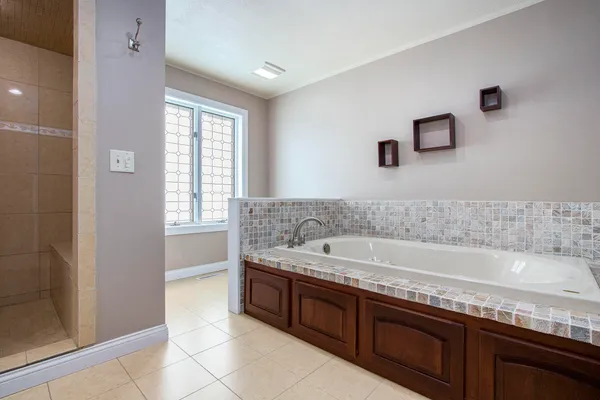 $579,000 | 6030 Paw Paw Lake Road, Coloma, MI 49038