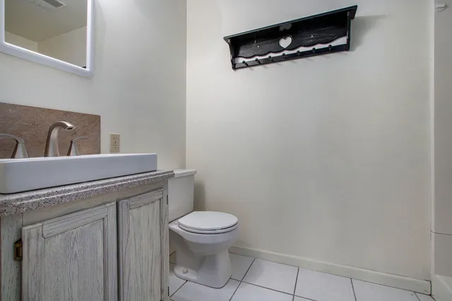 $589,000 | 6030 Paw Paw Lake Road, Coloma, MI 49038