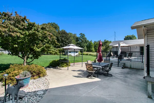 $579,000 | 6030 Paw Paw Lake Road, Coloma, MI 49038