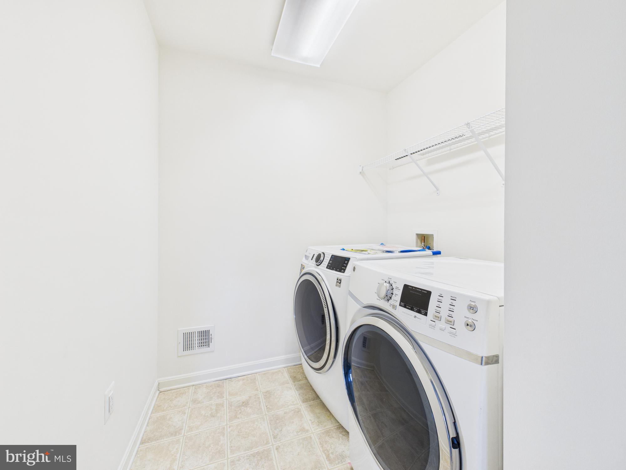 18213 Jillian Lane Triangle, VA 22172 - Photo 24 of 41 Upper level Laundry room