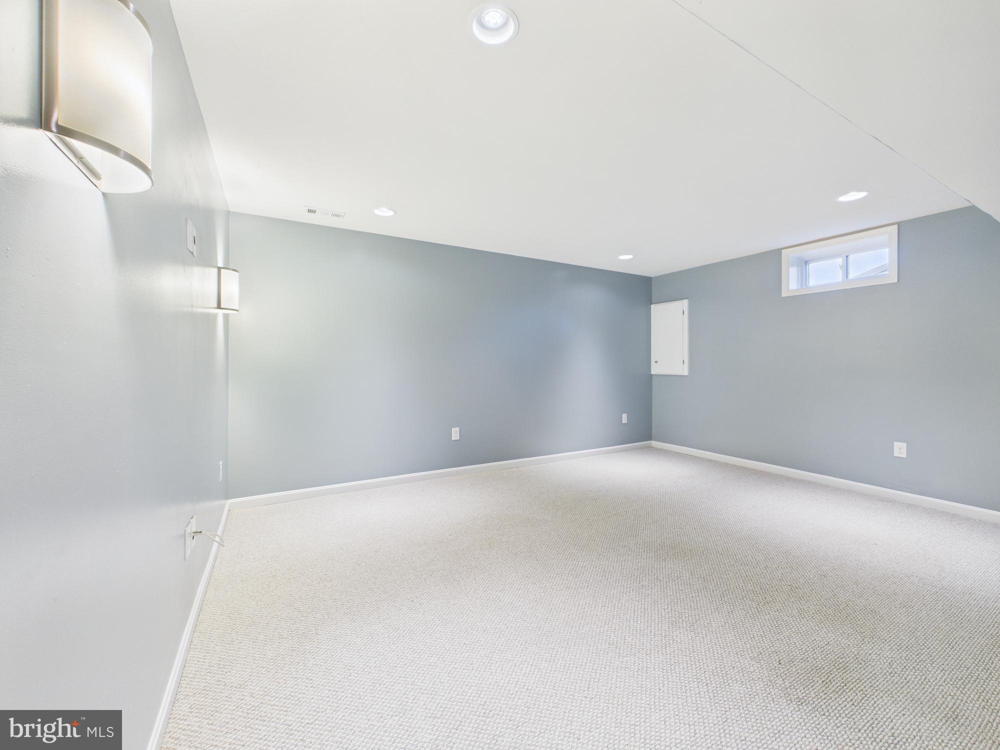 18213 Jillian Lane Triangle, VA 22172 - Photo 27 of 41 6th Room or Basement Bonus Room