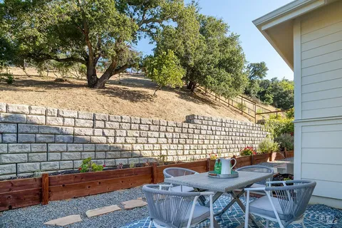 $1,849,000 | 11 Zandra Place, Novato, CA 94945