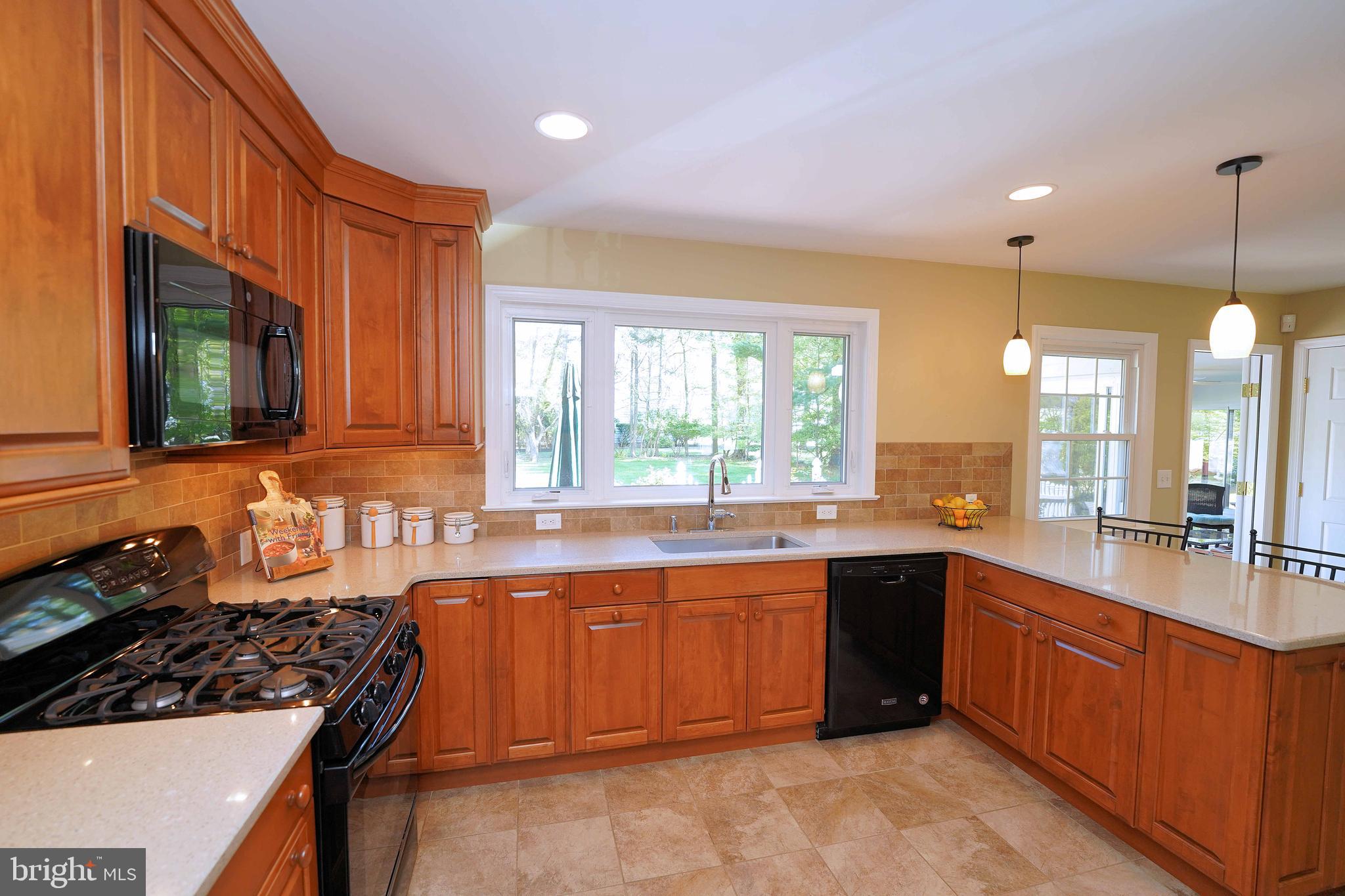 131 Harris Road Princeton Junction, NJ 08550 - Photo 8 of 34 Kitchen