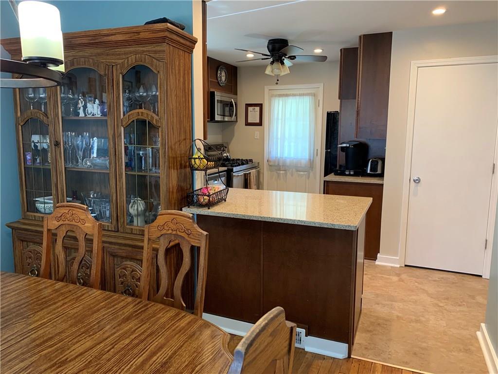 713 Filmore Road Pittsburgh, PA 15221 - Photo 3 of 21