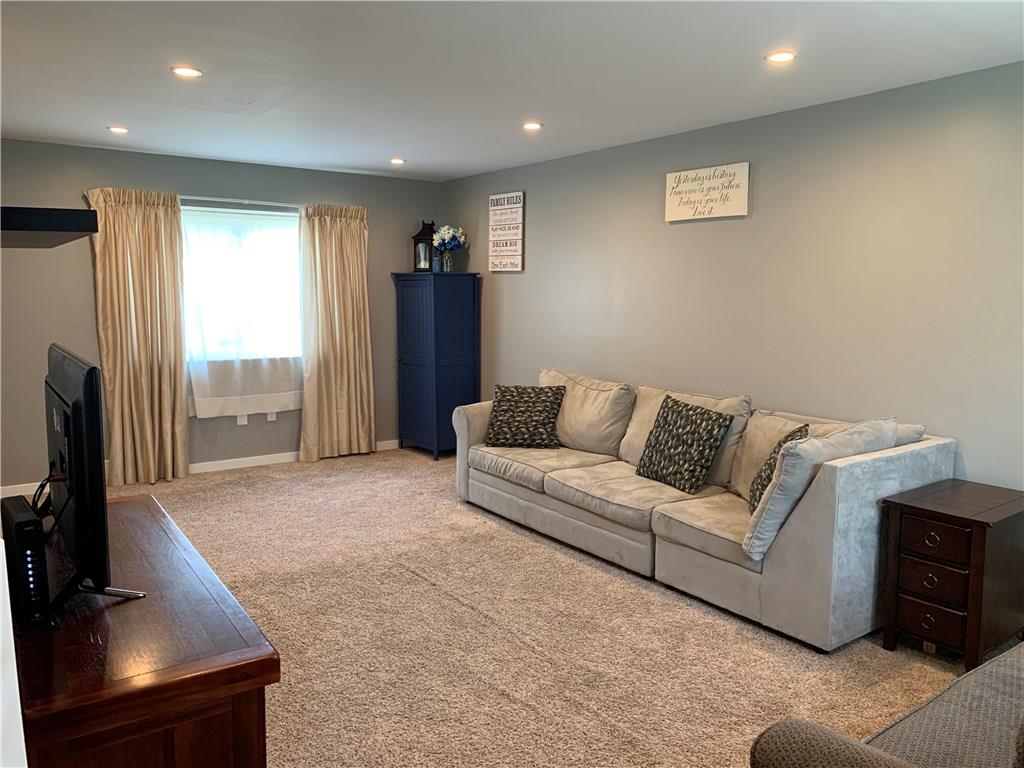 713 Filmore Road Pittsburgh, PA 15221 - Photo 10 of 21