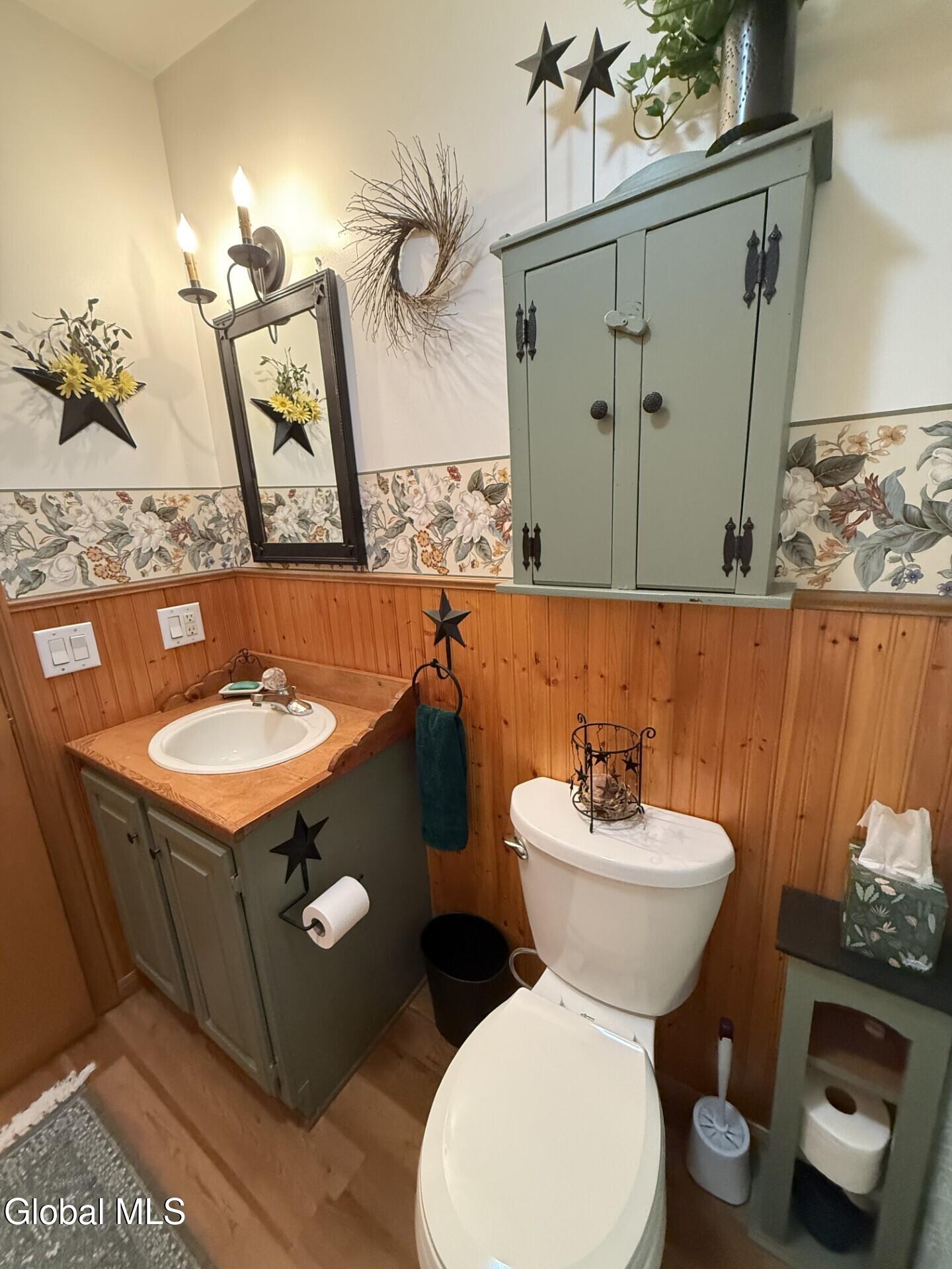 695 Dean Road Hudson Falls, NY 12839 - Photo 19 of 35 main bath