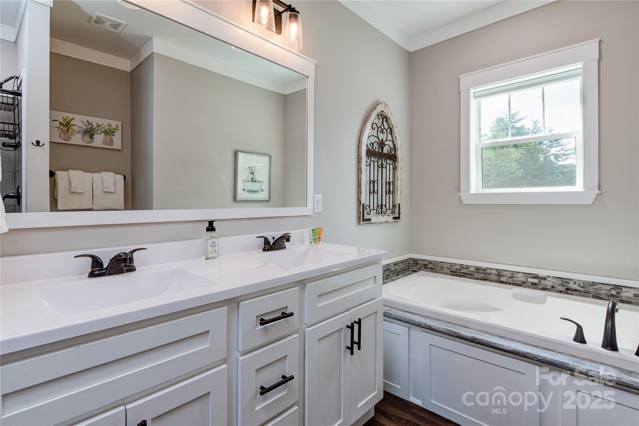 115 Cascade Rdg Road Fairview, NC 28730 - Photo 13 of 46 Gallery Image 13