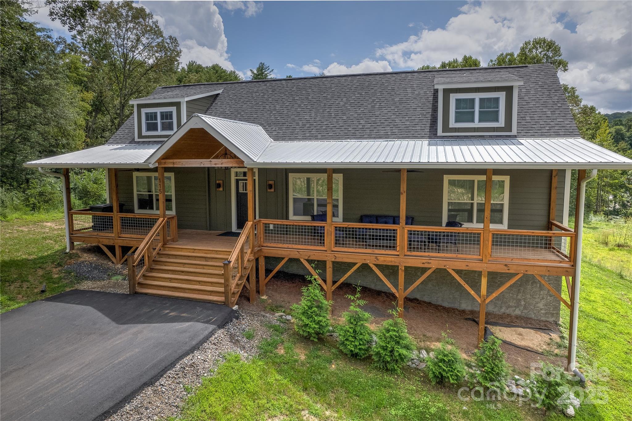 115 Cascade Rdg Road Fairview, NC 28730 - Photo 2 of 46 Gallery Image 2