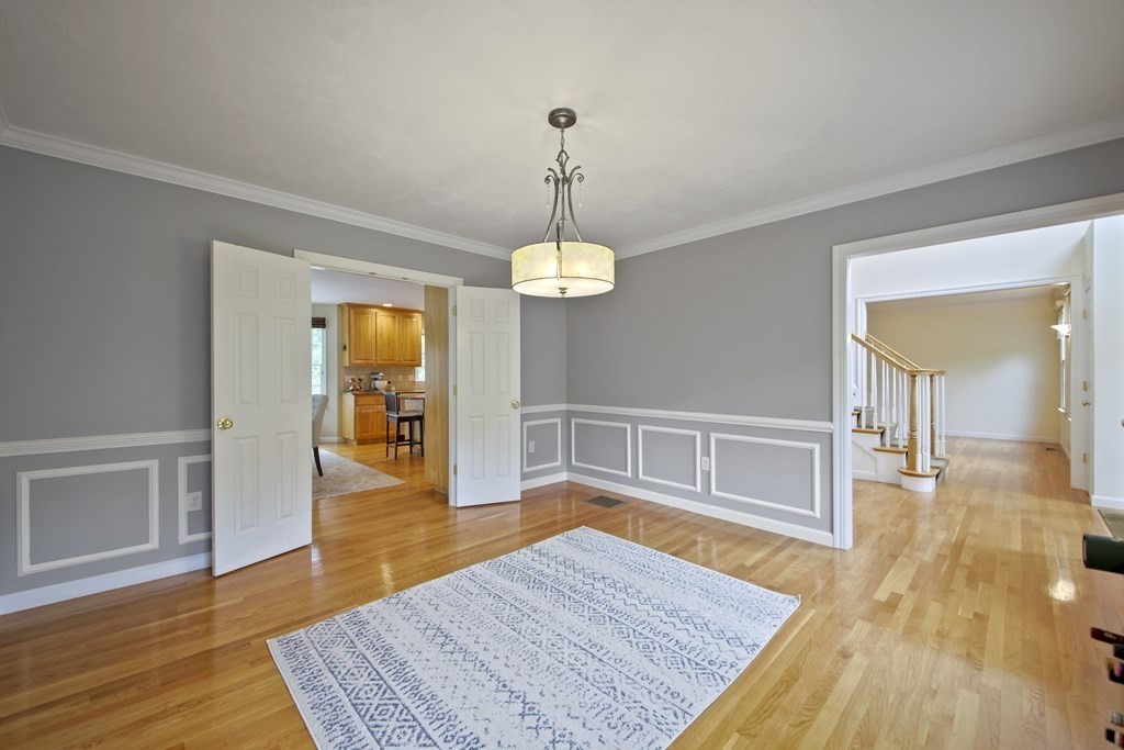 7 Estabrook Lane Berlin, MA 01503 - Photo 3 of 42