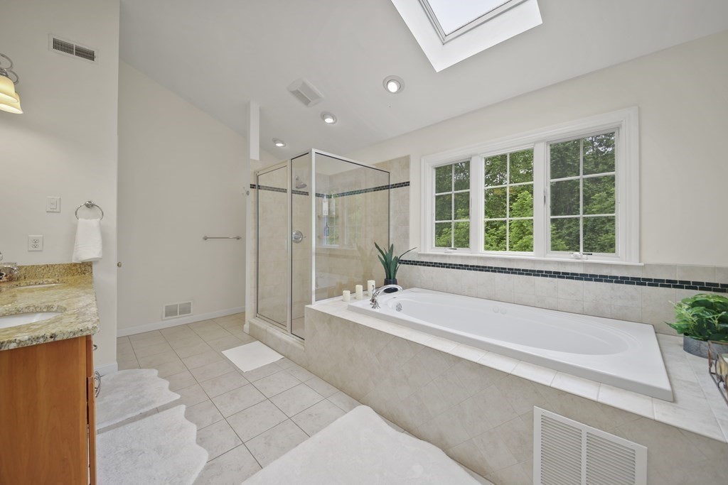 7 Estabrook Lane Berlin, MA 01503 - Photo 31 of 42