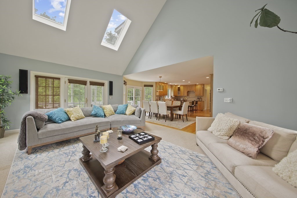 7 Estabrook Lane Berlin, MA 01503 - Photo 7 of 42