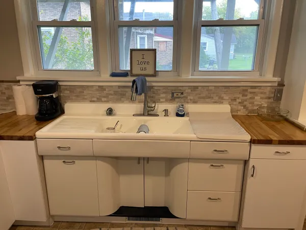 $499,000 | 109 West Melendy Street, Ludington, MI 49431