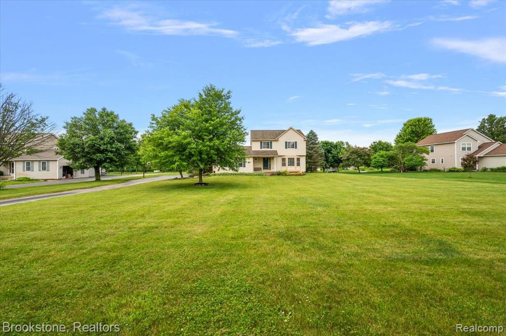 10033 Andersonville Road Clarkston, MI 48346 - Photo 4 of 67 Gallery Image 4