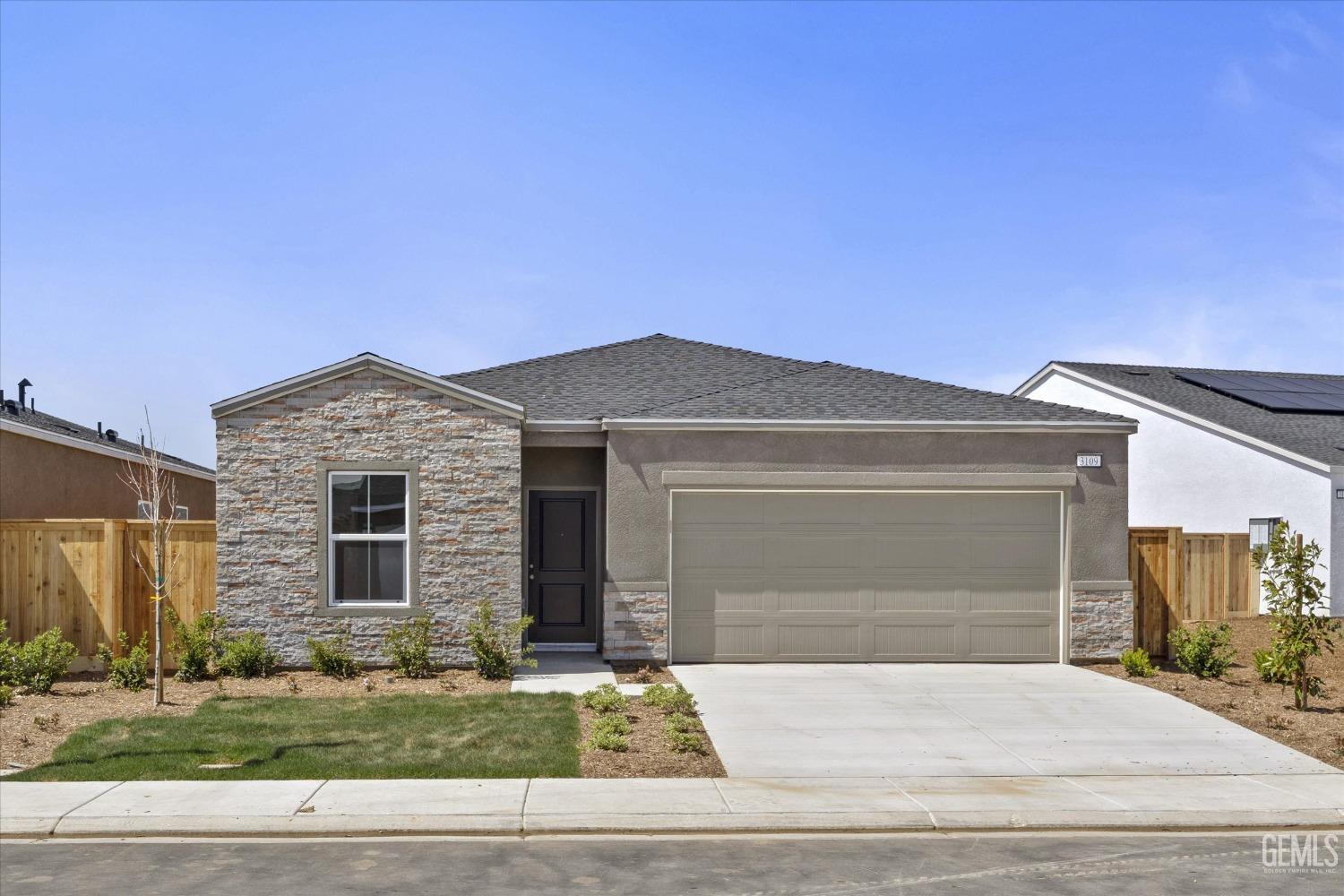 Undisclosed Address Shafter, CA 93263 - Photo 3 of 30