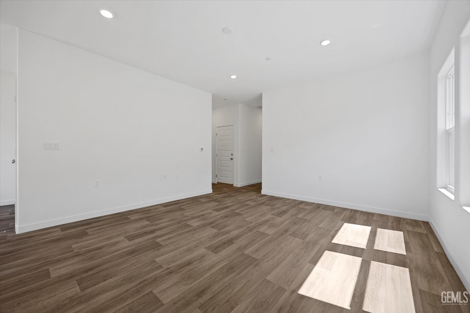 Undisclosed Address Shafter, CA 93263 - Photo 7 of 30