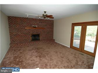 38 Saddle Court Sinking Spring, PA 19608 - Photo 3 of 12
