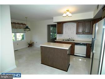 38 Saddle Court Sinking Spring, PA 19608 - Photo 4 of 12