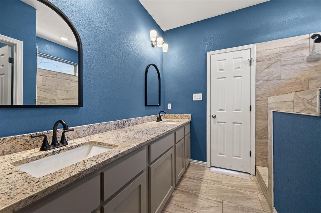 601 East Willingham Street Cleburne, TX 76031 - Photo 17 of 29