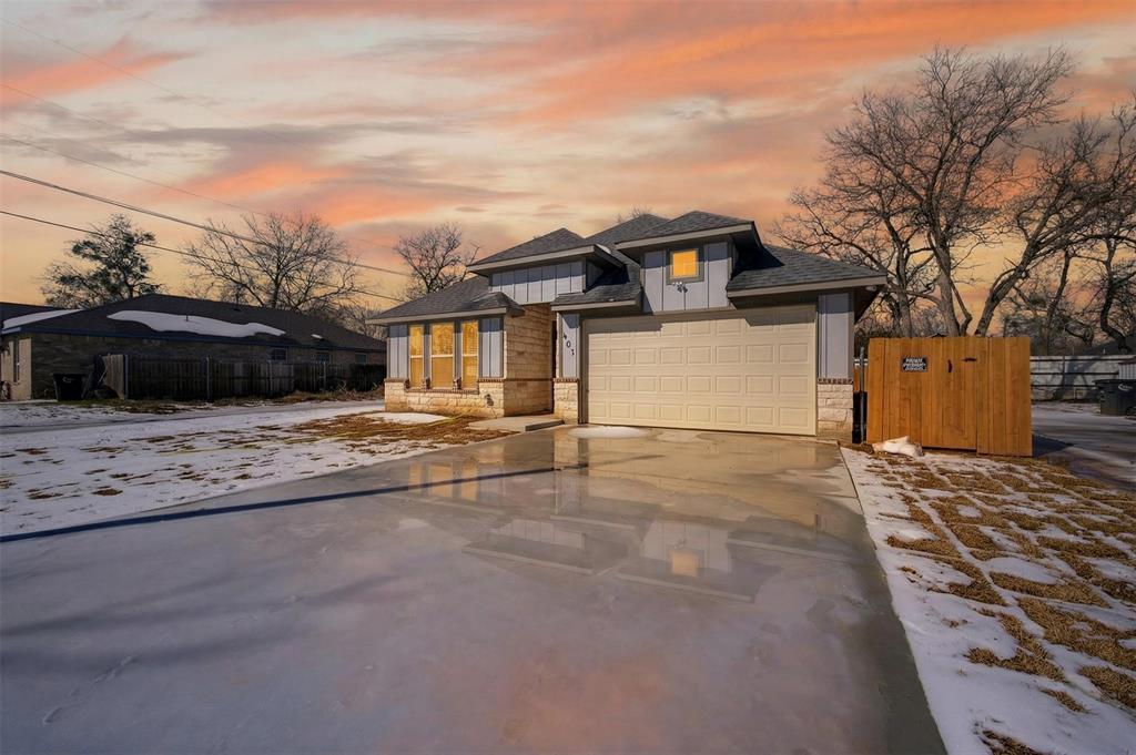 601 East Willingham Street Cleburne, TX 76031 - Photo 28 of 29