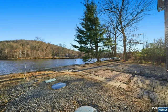 $3,500 | 75 Lakeview Terrace, Oakland, NJ 07436