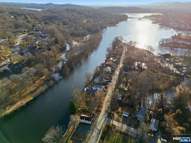 $3,500 | 75 Lakeview Terrace, Oakland, NJ 07436