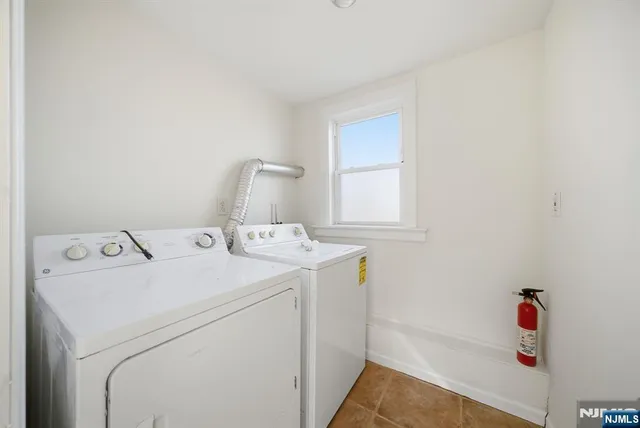 $3,500 | 75 Lakeview Terrace, Oakland, NJ 07436