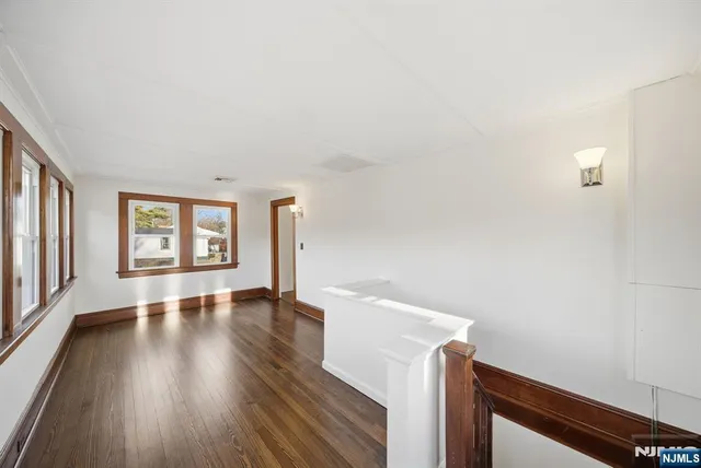 $3,500 | 75 Lakeview Terrace, Oakland, NJ 07436