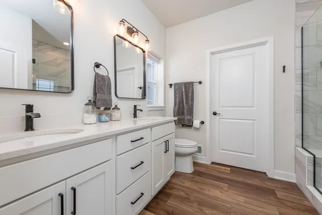 $634,900 | 9029 Creekside Circle, Pleasant Prairie, WI 53158