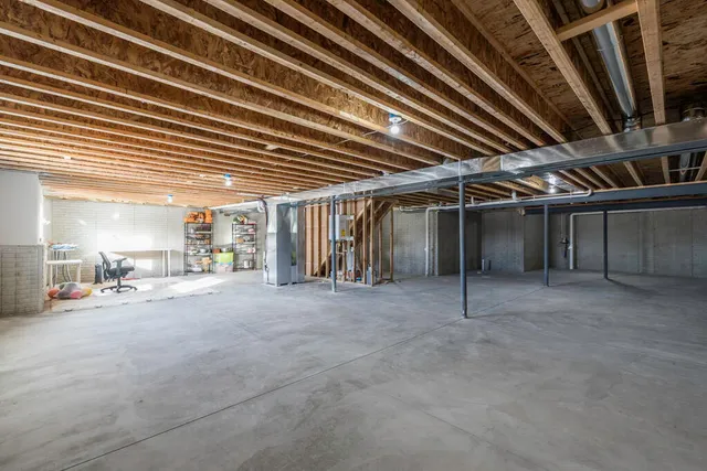 $634,900 | 9029 Creekside Circle, Pleasant Prairie, WI 53158