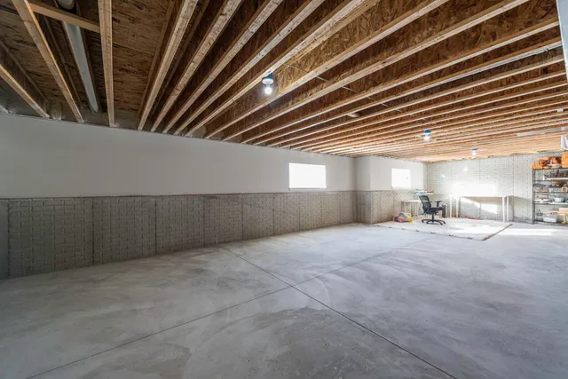 $634,900 | 9029 Creekside Circle, Pleasant Prairie, WI 53158