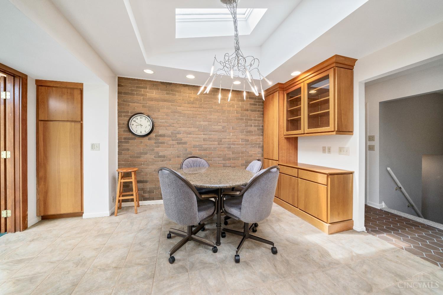 6515 Thompson Road Cincinnati, OH 45247 - Photo 25 of 81