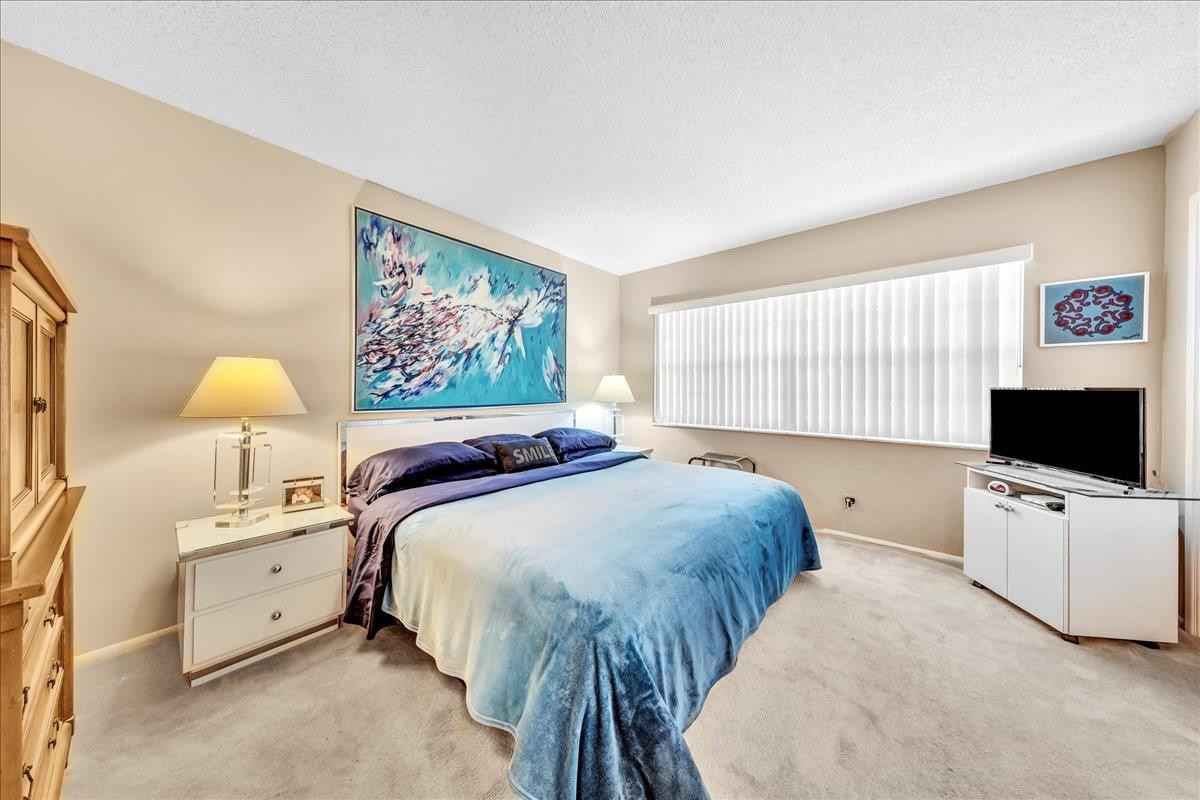 545 Oaks Lane, Unit 403 Pompano Beach, FL 33069 - Photo 21 of 42 Photo 21