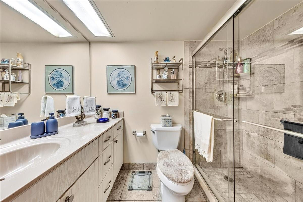 545 Oaks Lane, Unit 403 Pompano Beach, FL 33069 - Photo 24 of 42 Photo 24